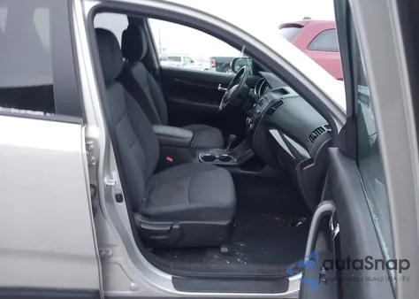 2013 Kia Sorento Lx from USA, damaged, VIN 5XYKT3A15DG355755